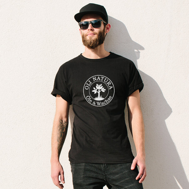 Schwarzes T-Shirt mit bedrucktem OLI-Logo