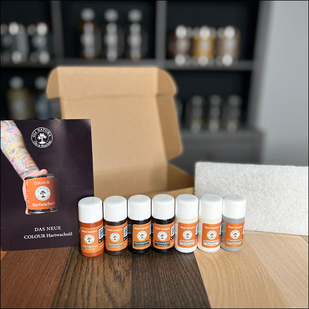 Colour hardwax oil sample box